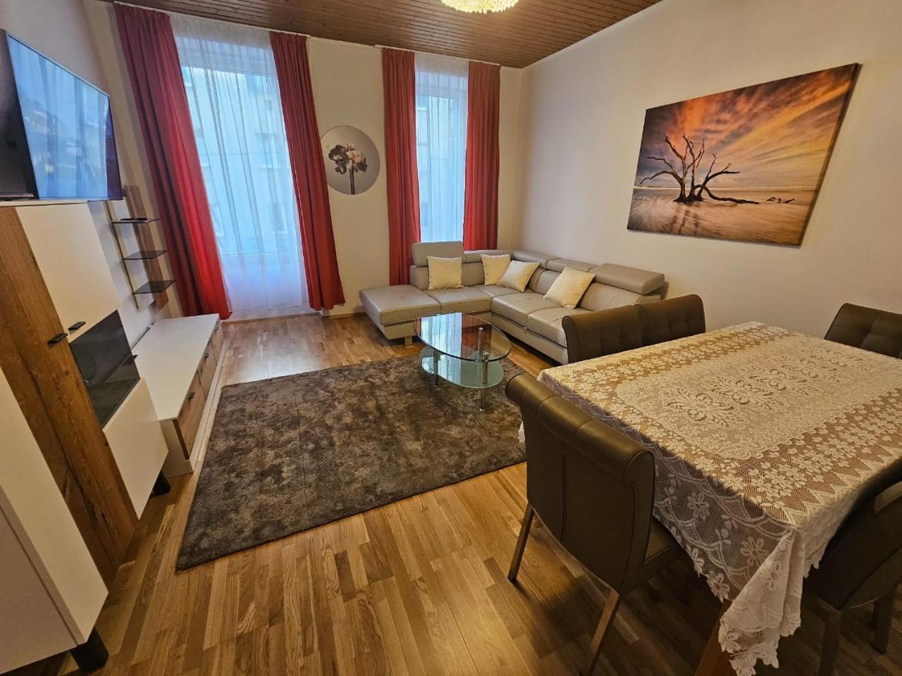 Mozart Apartments Вена Экстерьер фото