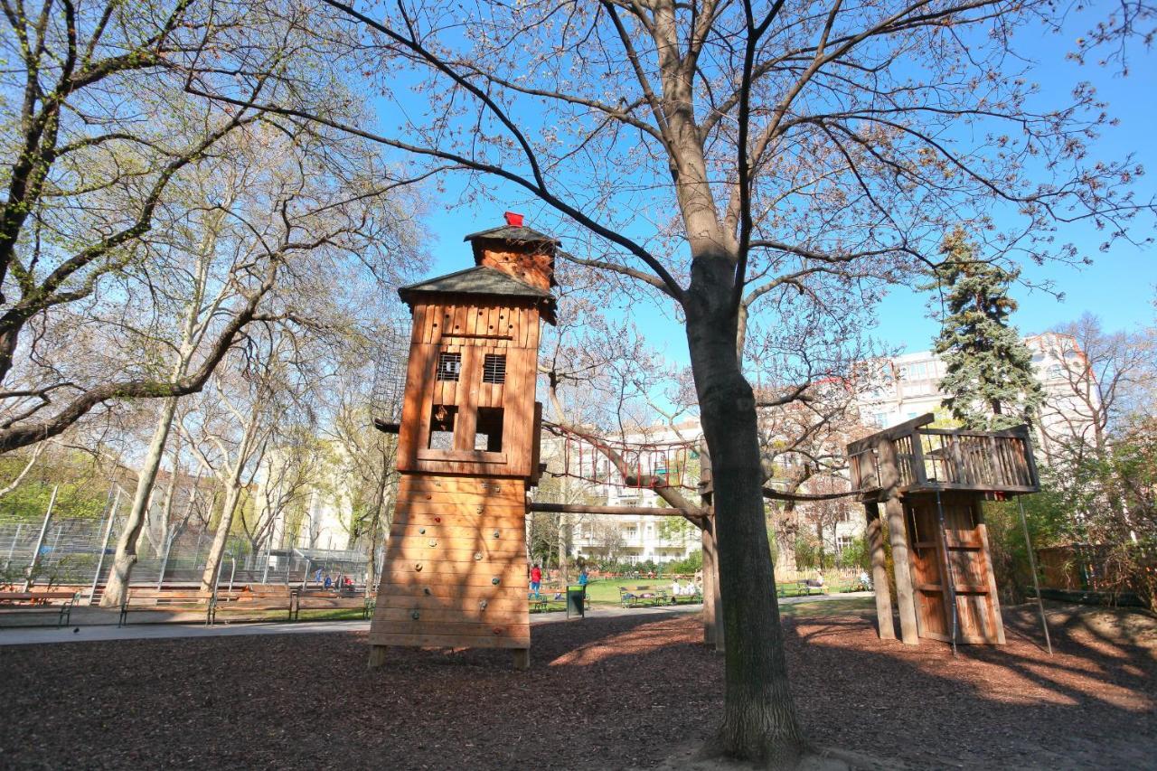Mozart Apartments Вена Номер фото